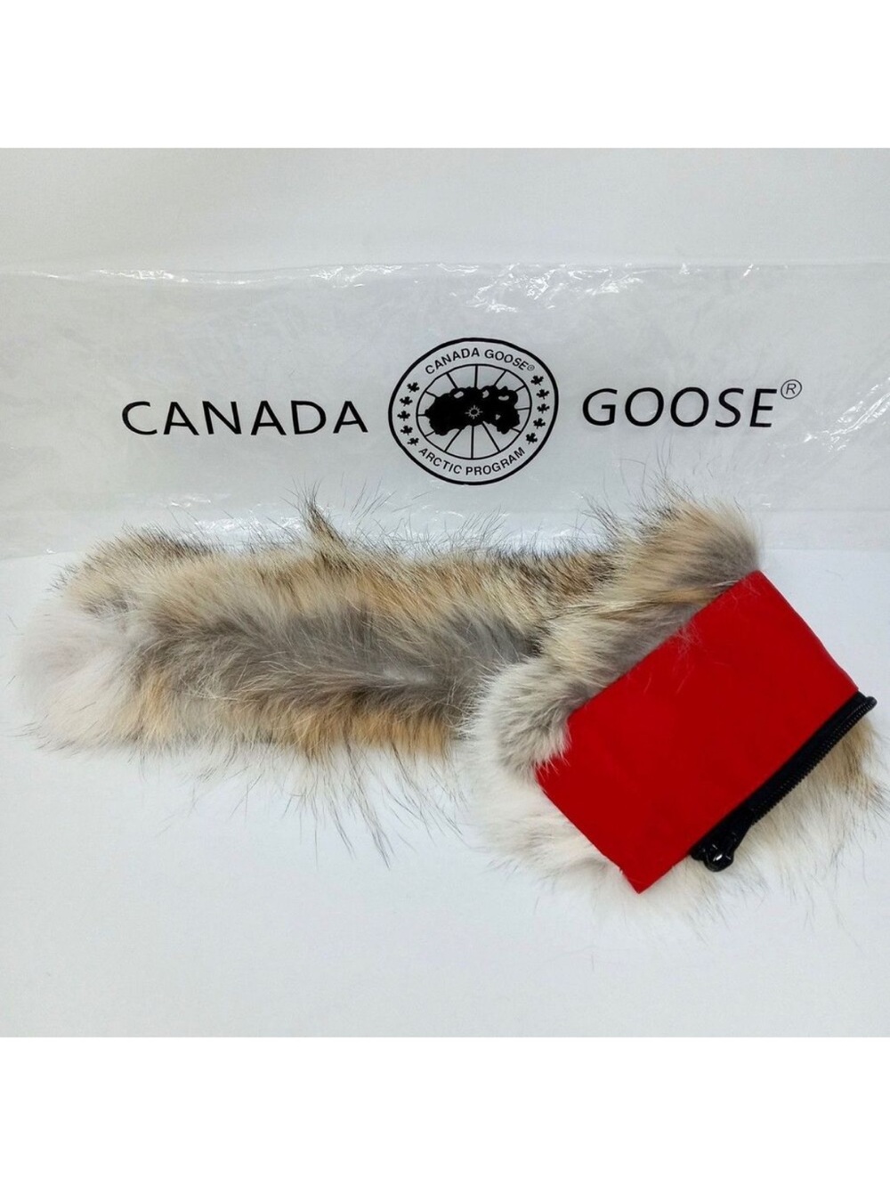 Canada Goose fur replacement ruff zip in total length 19”